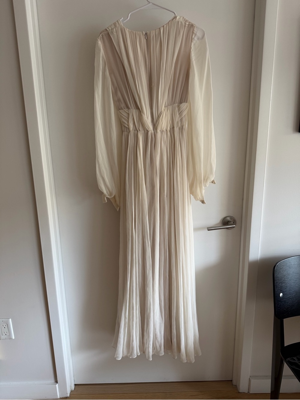 Oscar de la Renta Vintage Ivory Ethereal Dress Spring 2022 - Picture 3 of 6